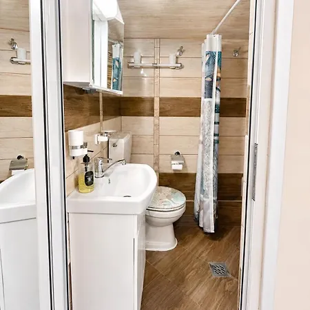 Apartament Emanuela Holidays With Private Parking