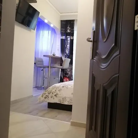Emanuela Holidays With Private Parking Apartament